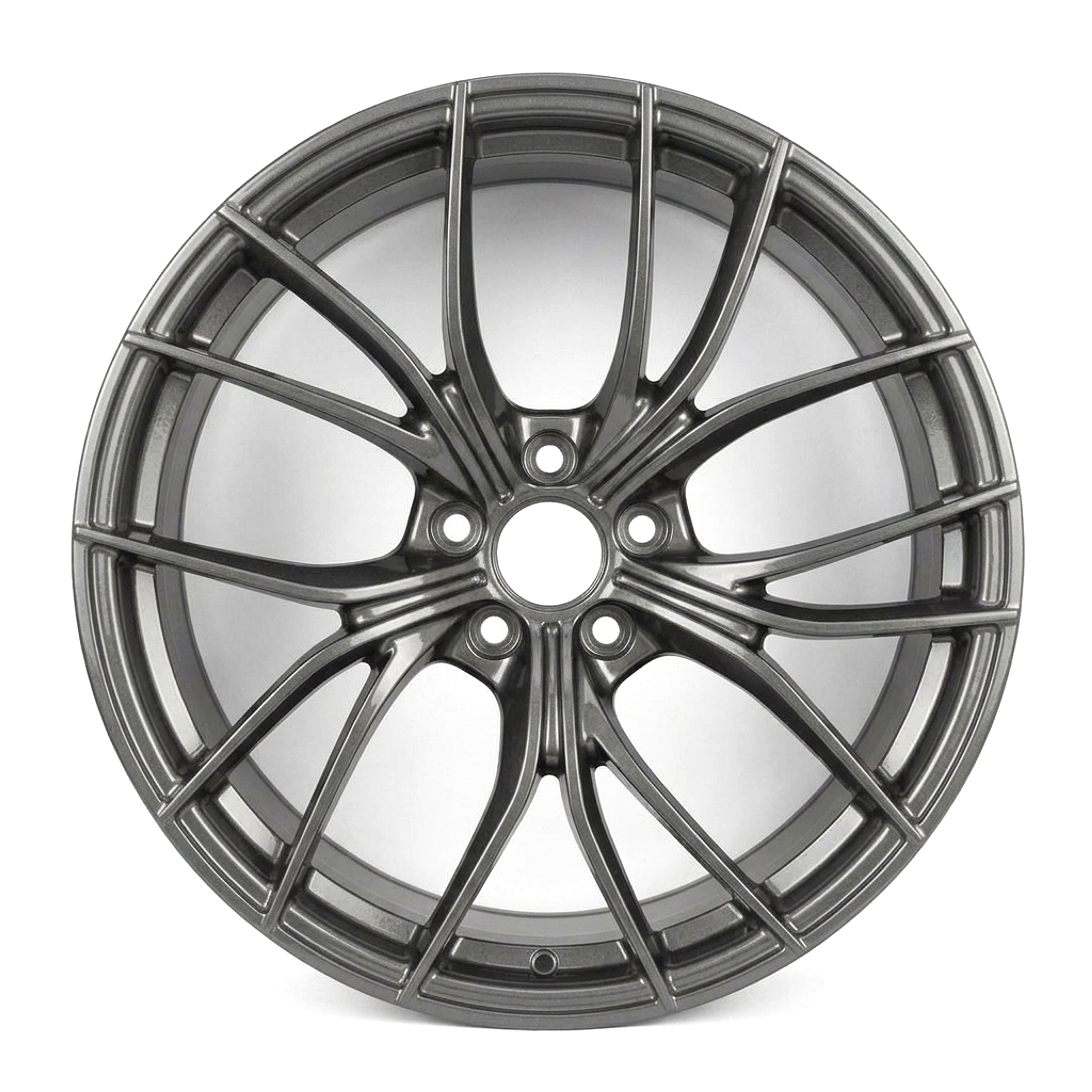 CS-Raceform premium forged wheel studio angle 4