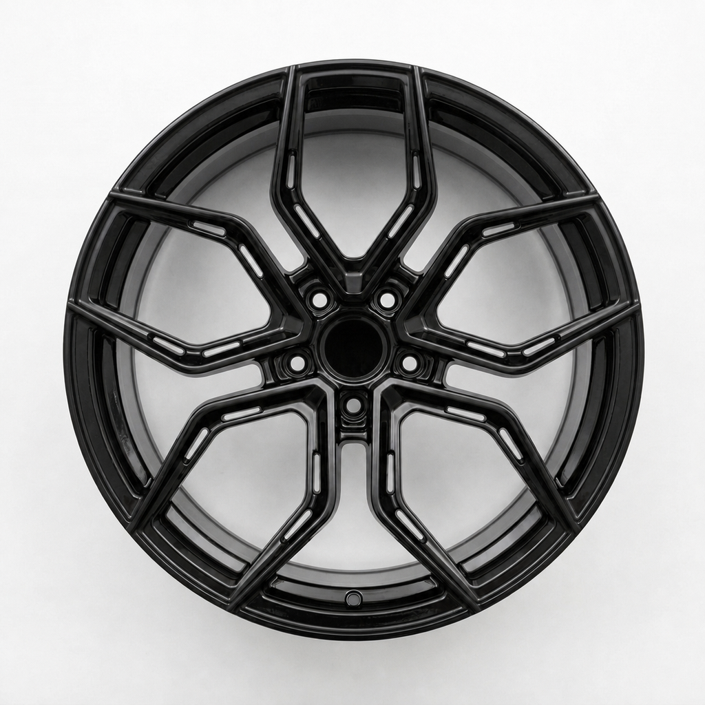 CS-Kinetic forged wheel front view without center cap