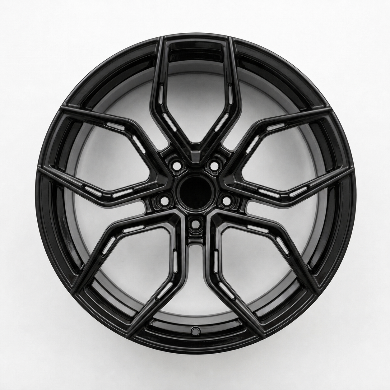 CS-Kinetic forged wheel front view without center cap